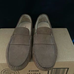 Island Company Travel Apparel, size 11 men's shoes